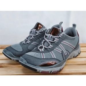 Privo by Clarks Womens | Grey | Athletic Sneakers Size 5M